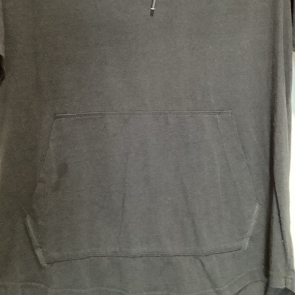 1629. Men’s Under Armour Short Sleeve Pullover Hoodie GUC Size Large - Picture 4 of 4